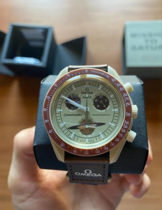 Swatch x Omega Misión a Saturno Bioceramic