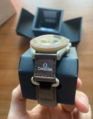 Swatch x Omega Misión a Saturno Bioceramic
