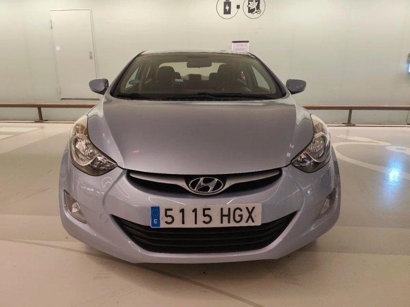 Hyundai Elantra 2011 - foto 1