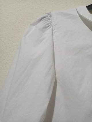 Camisa corta blanca manga larga