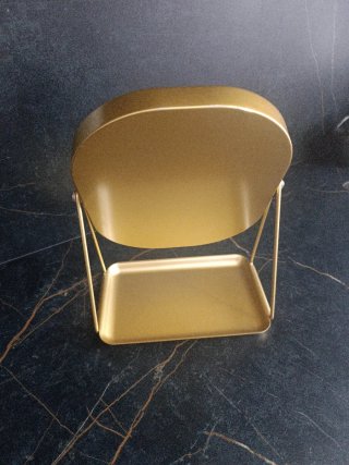 Espejo de tocador dorado