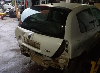 Tapa motor renault 8200252409 clio ii fase 381080