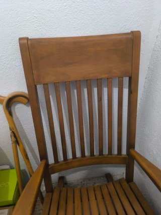 Mecedora de madera