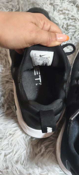 Nike Free Metcon 38.5 Negras