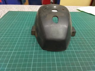 Carcasa Faro Mobyllette Inferior