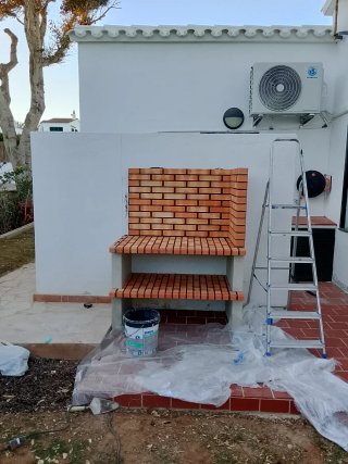 Instalamos tu Barbacoa de obra Y trabajos de const