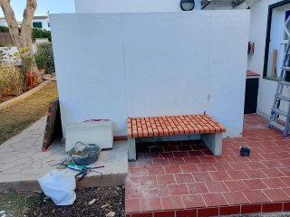 Instalamos tu Barbacoa de obra Y trabajos de const