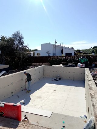 Instalamos tu Barbacoa de obra Y trabajos de const