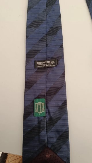 Corbata de seda con rayas