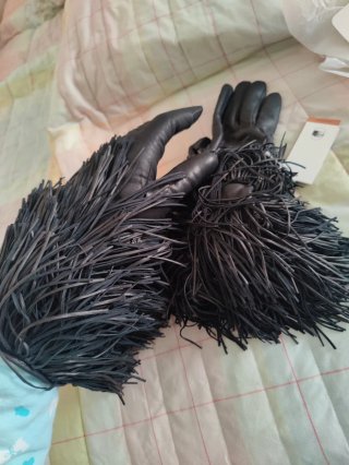 Guantes de piel con flecos y forro de lana