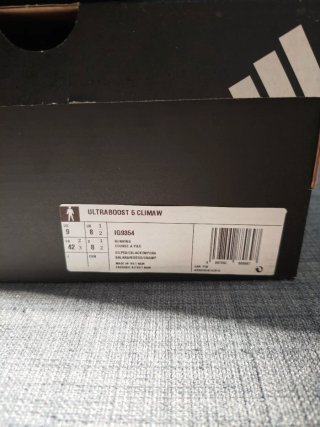 Adidas Ultraboost 5 TR
