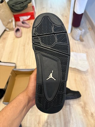 Nike Air Jordan 4 Retro “Black Cat”