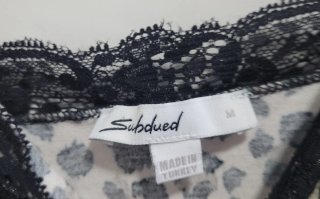Top leopardo con encaje negro