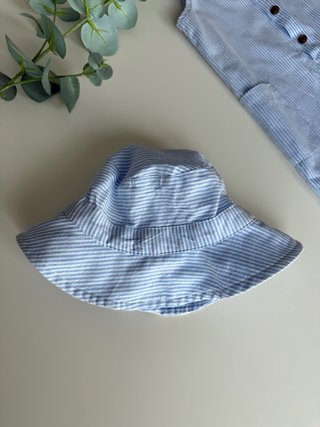 Conjunto mono y sombrero rayas celeste