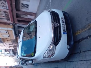 Dacia Lodgy 2013