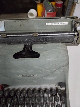 Máquina de escribir Lexicon 80