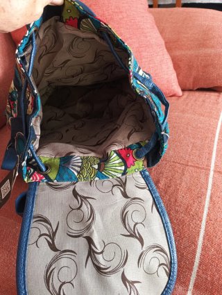 Mochila Puma Estampada Azul y Multicolor