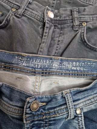 2 paia Jeans Carrera elasticizzati tg 50 italiana