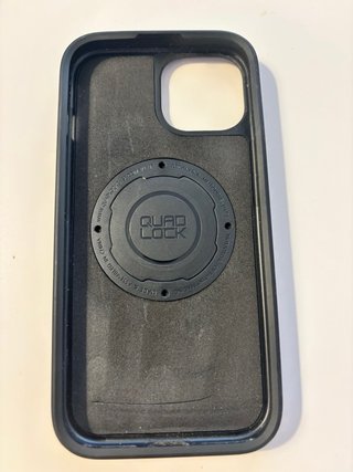 Quad Lock Mag Funda iPhone 15 Negra