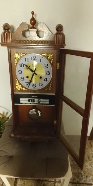 Reloj de pared antiguo Day-Date Samsung