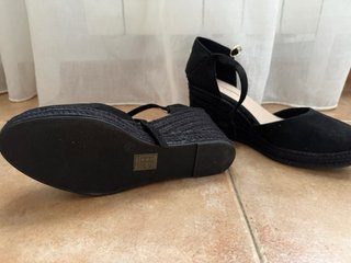 Sandalias esparto cuña negras talla 39