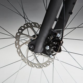 Bicicleta de trekking 28 pulgadas aluminio monoplato 9V