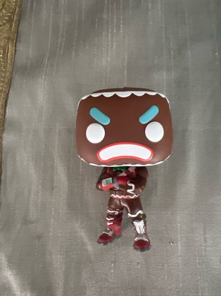 Funko Pop Gingerbread Man Fortnite con caja