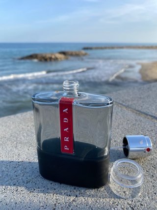Botella Prada vacía recargable