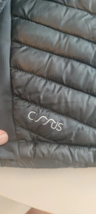 Chaqueta Rab Cyrrus Flex Gris. Como nueva.