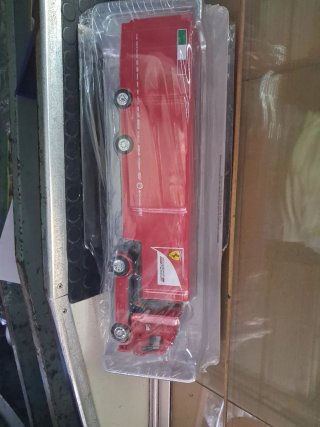 Camioncini Ferrari Transporter