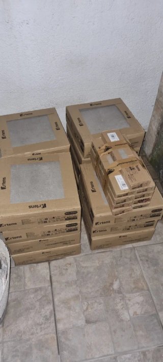 Baldosas para exterior.  Precio por caja