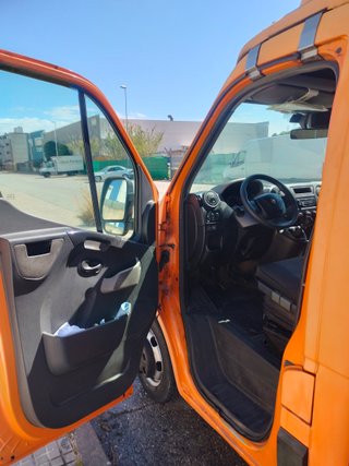 se vende Renault Master 2015