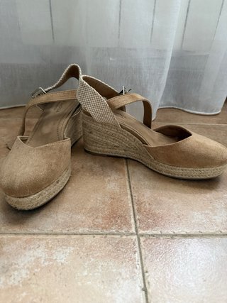 Cuñas esparto beige talla 39