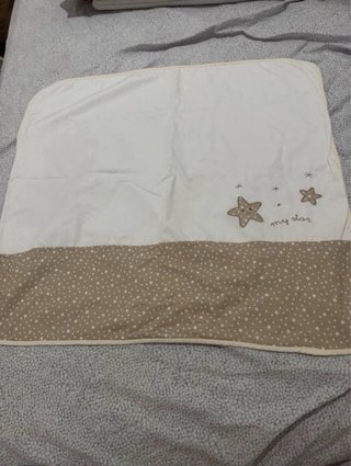 Pack edredón estrellas gris y blanco