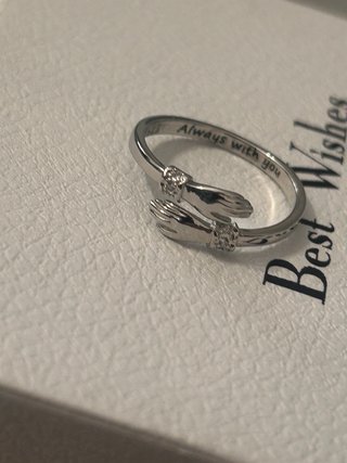 Anello abbraccio mani Argento 925 Regolabile