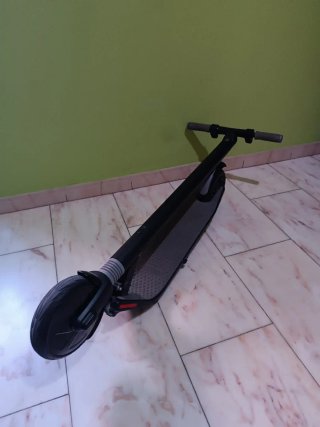 Patinete Ninebot by Segway ES1