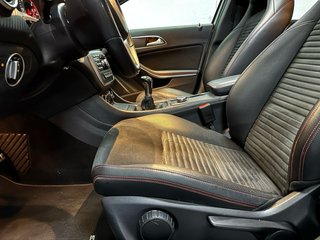 Mercedes A180CDi AMG Line, nacional, techo solar