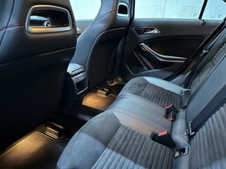 Mercedes A180CDi AMG Line, nacional, techo solar