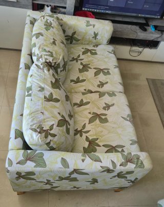 Sofá 2 plazas Ikea estampado floral