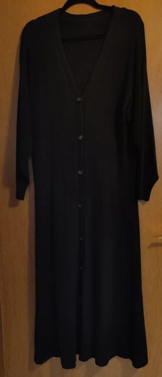 Cárdigan largo PomPom negro y beige