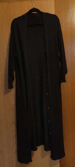 Cárdigan largo PomPom negro y beige