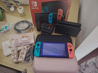 Nintendo Switch con tutto il necessario