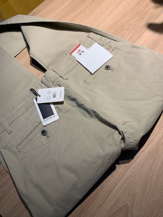 Pantalón Chino Beige Slim Easywear Talla M / 42