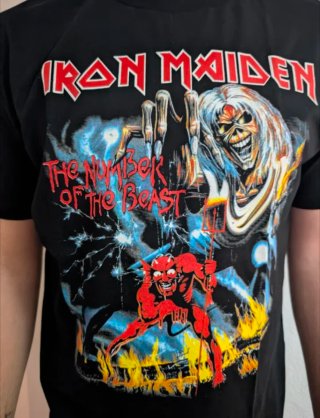 CAMISETA NEGRA - IRON MAIDEN - TALLA XL y más