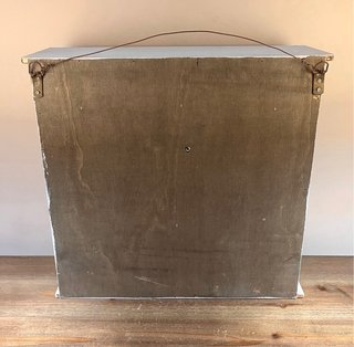 Organizador industrial vintage con casilleros