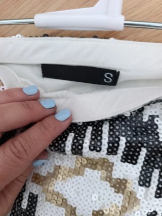 Falda lentejuelas geométrica talla S amplia