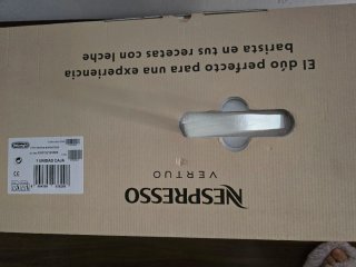 Cafetera Nespresso Vertuo Pop, Espumador Nespresso