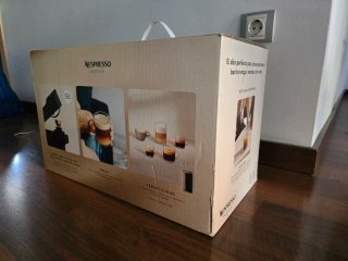 Cafetera Nespresso Vertuo Pop, Espumador Nespresso