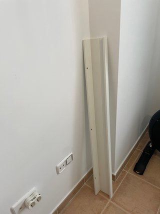 Estantería de pared IKEA blanca