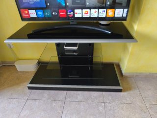 Mueble TV con ruedas